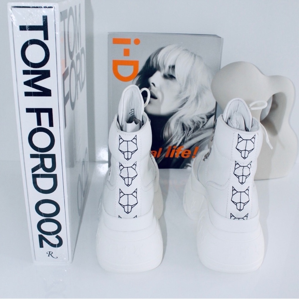 NAKED WOLFE Spike White Leather Boots - Picture 3 of 6